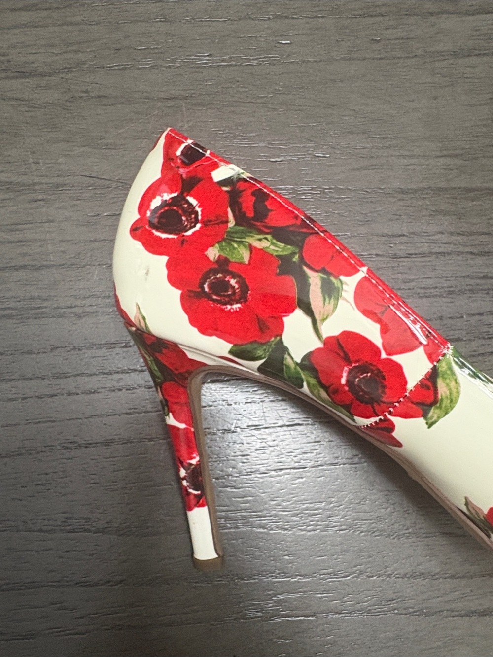 Betsey Johnson Red Floral Pointed Toe Bow Heels - Picture 5 of 8